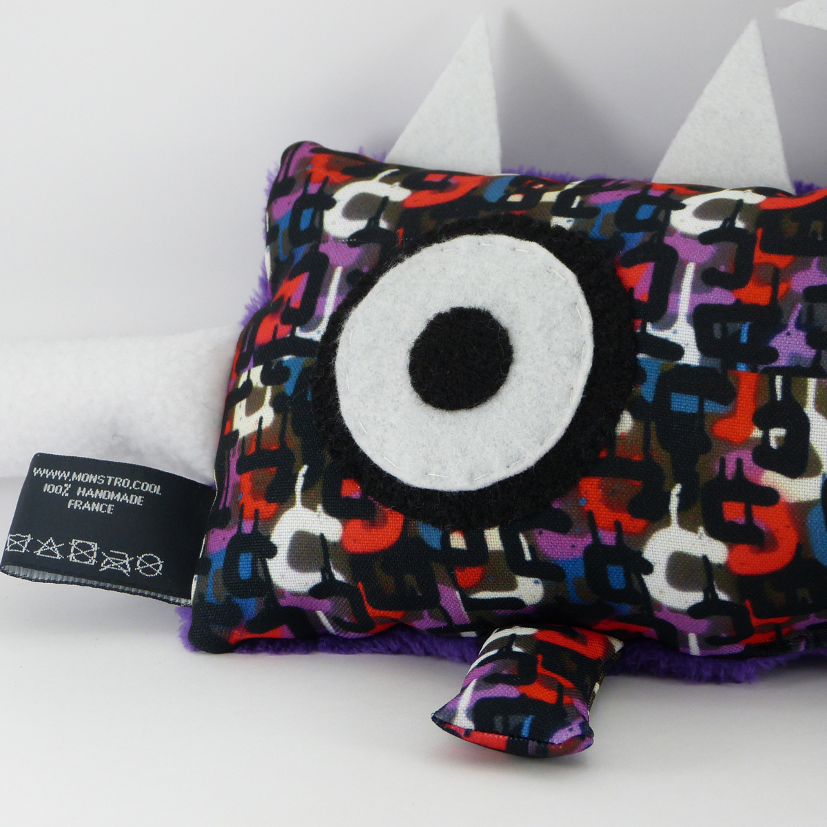 mani plush monstrcool by Manito/Maneeto