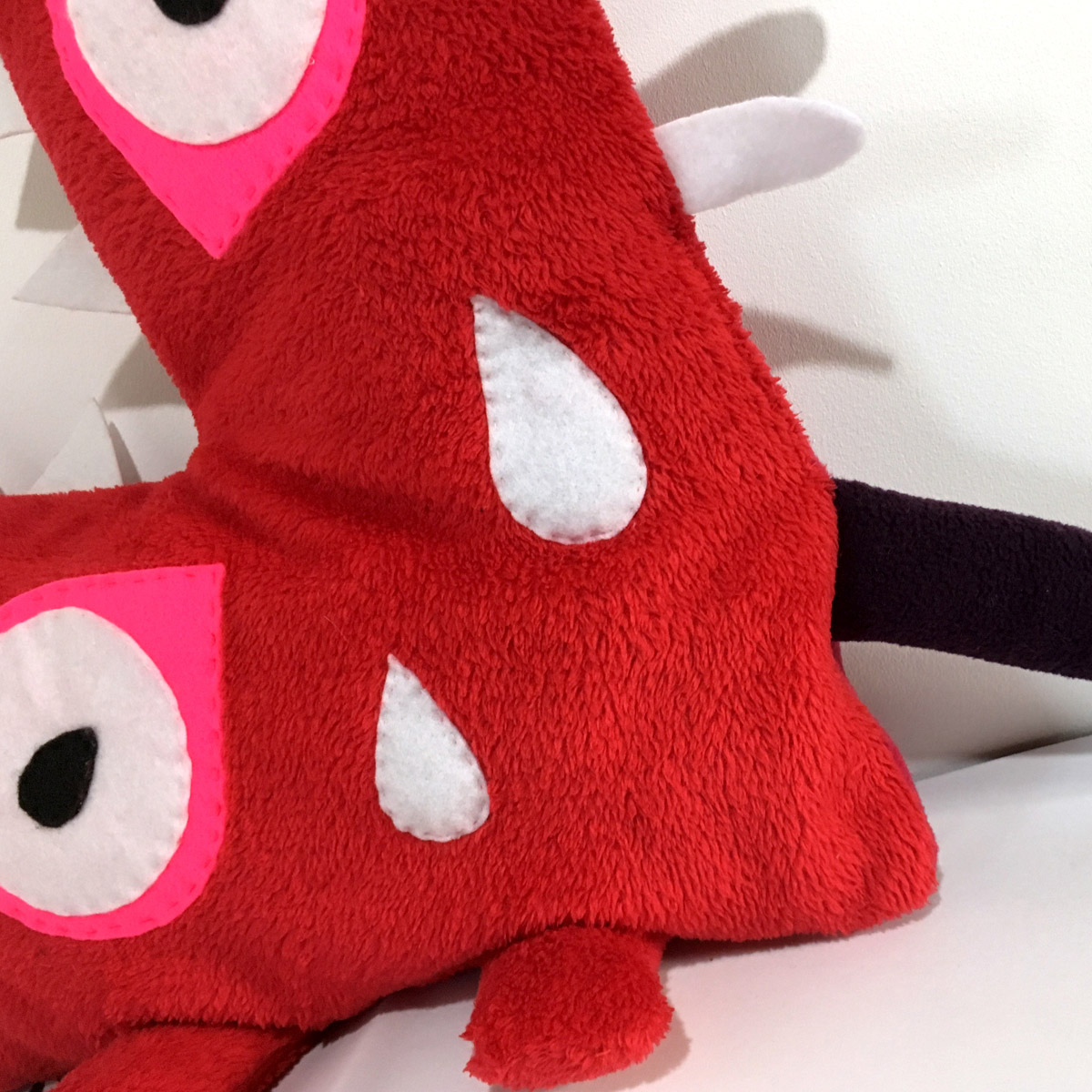 Roya plush monstrcool by Manito/Maneeto